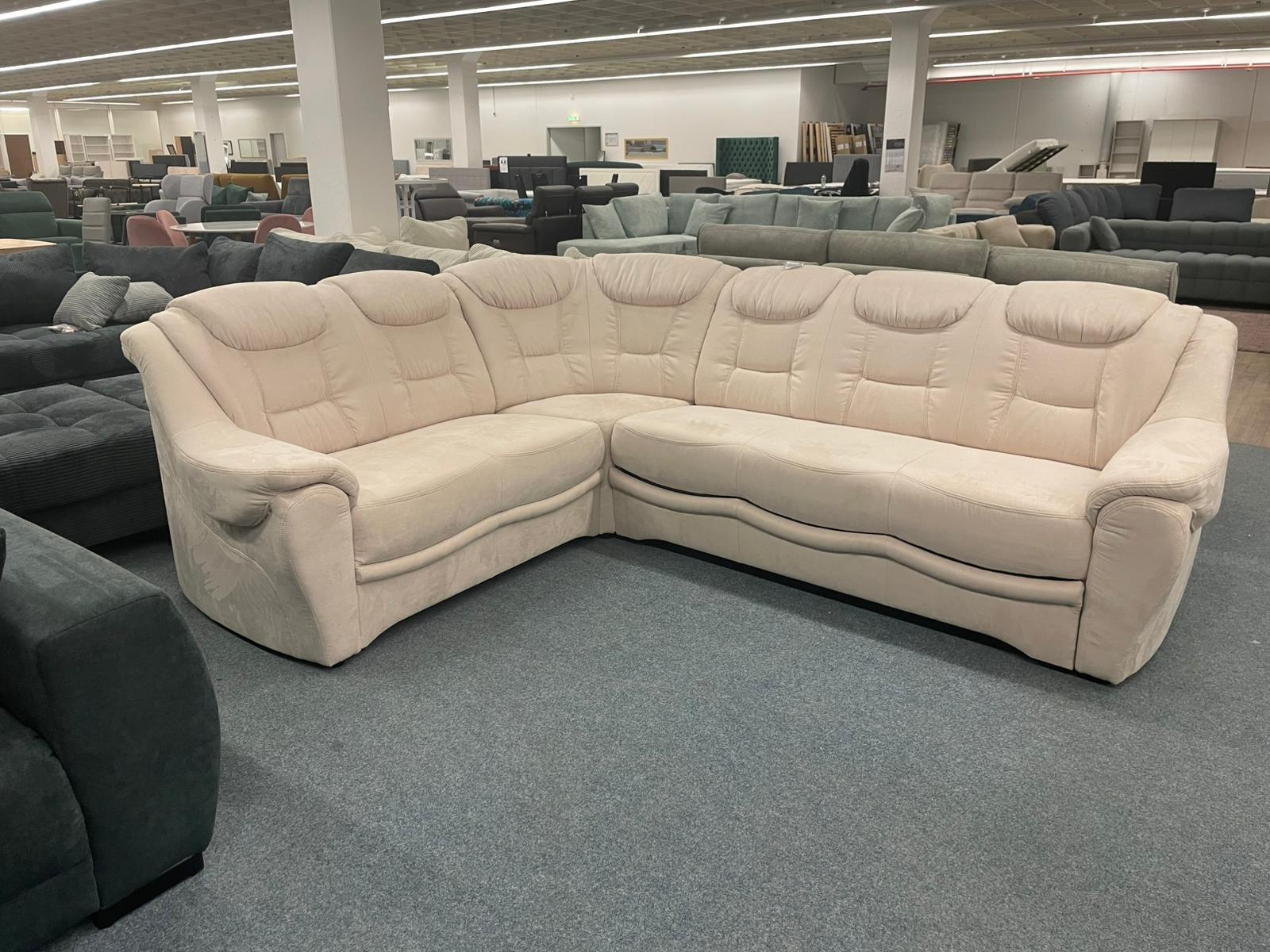 Beige Ecksofa mit Bettfunktion