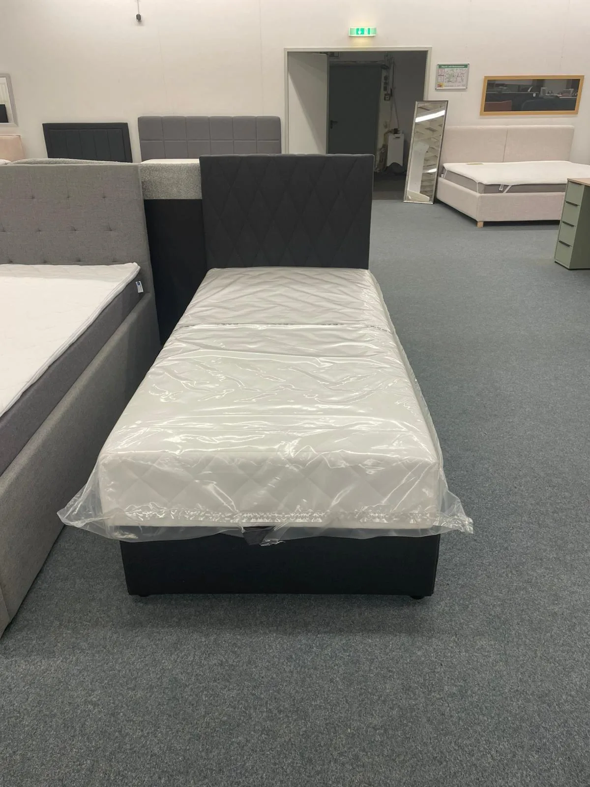 Boxspringbett 90x200 mit Bettkasten - Anthrazit