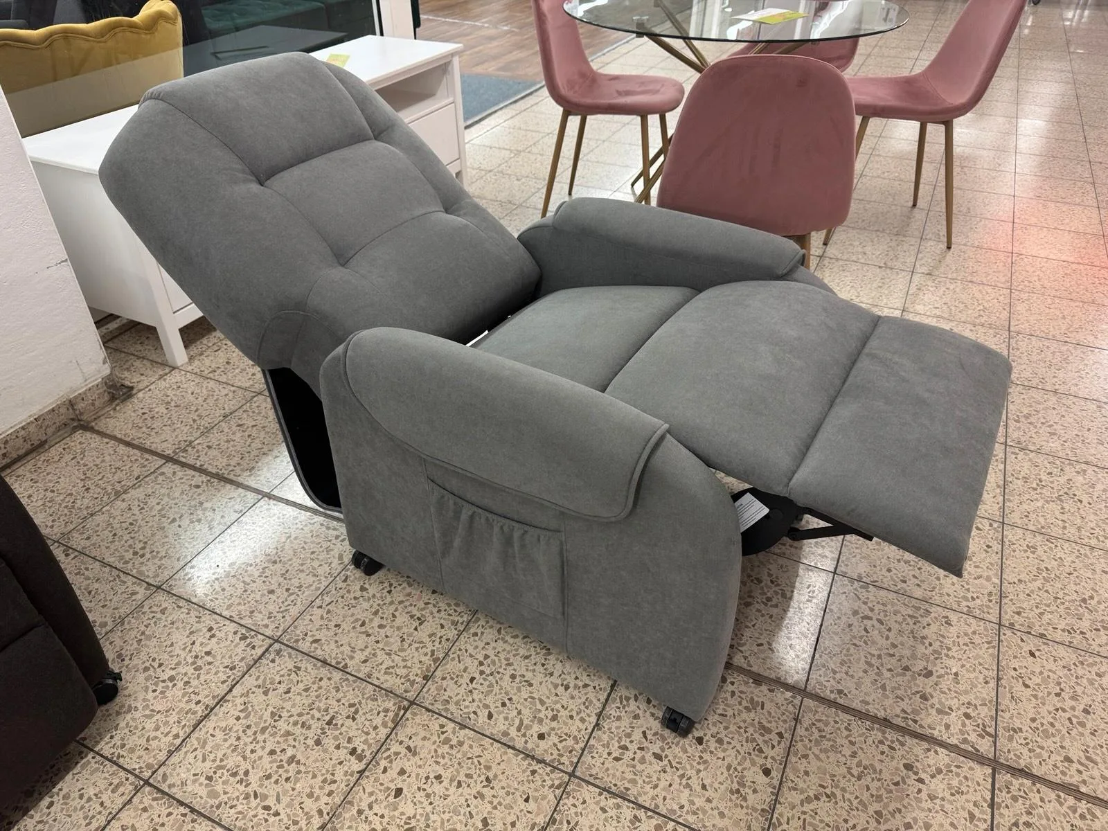 Eleganter Relaxsessel mit Seitentasche - Grau - Bild 3