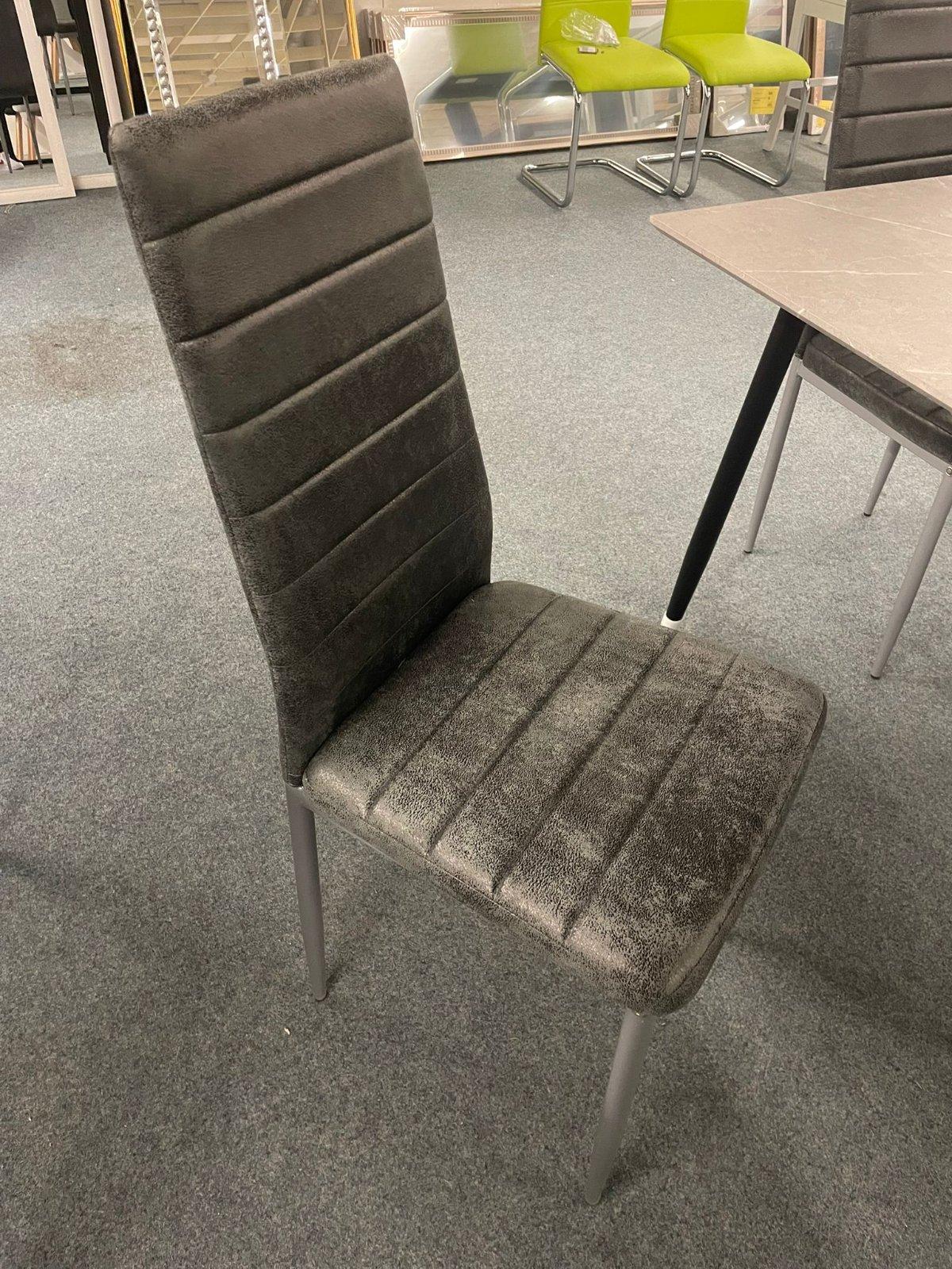 Eleganter Esstisch mit 6 Stühlen in Grau - Bild 3