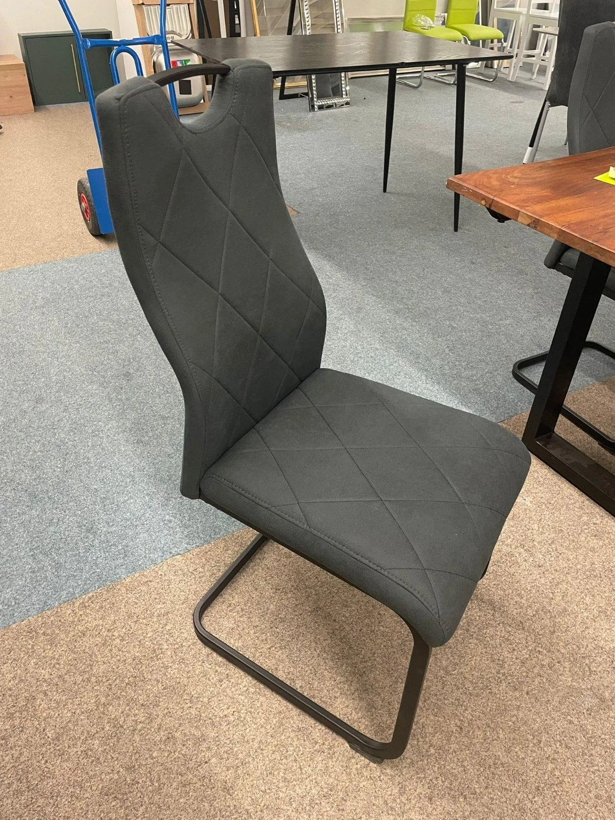 Eleganter Esszimmerstuhl in Anthrazit - Bild 2