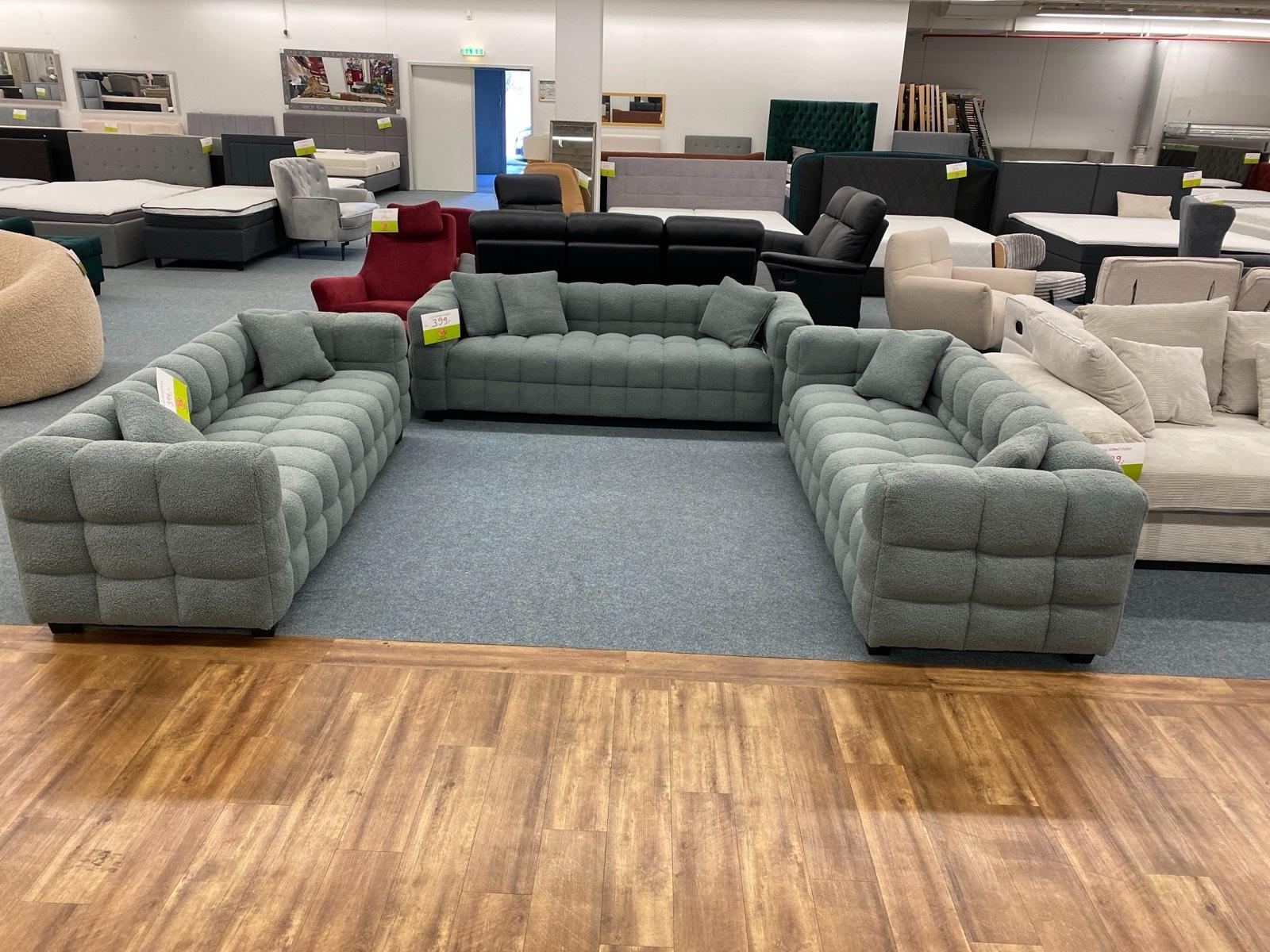 3-Sitzer Sofa Set aus Teddy Stoff - Bild 2