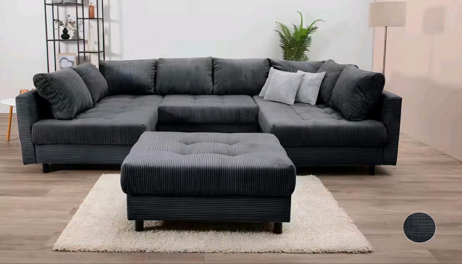 Kuschelige U-Form Wohnlandschaft mit Hocker