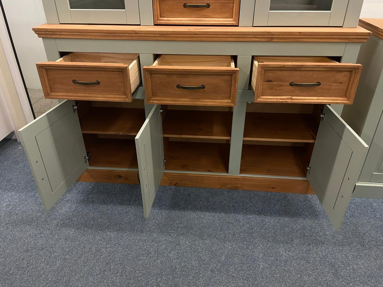 Elegantes Buffet aus Kiefer - Nur 499€! - Bild 2