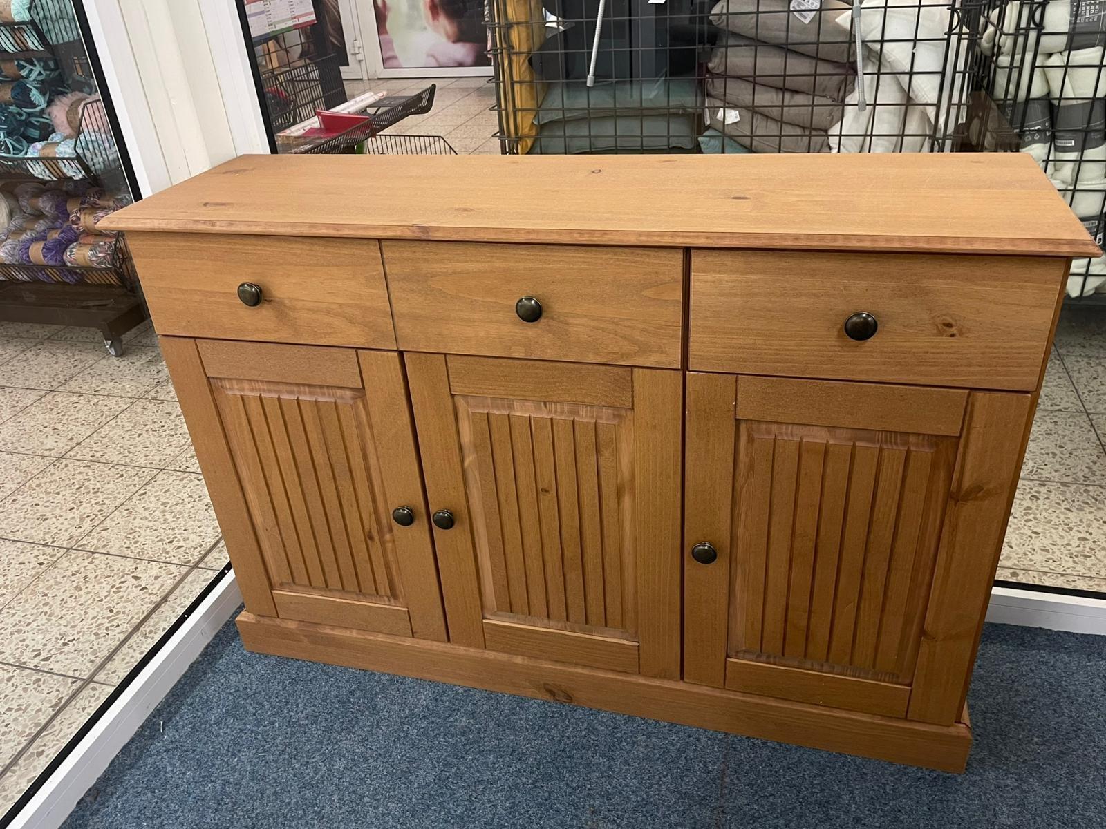 Elegantes Massivholz-Sideboard in Braun