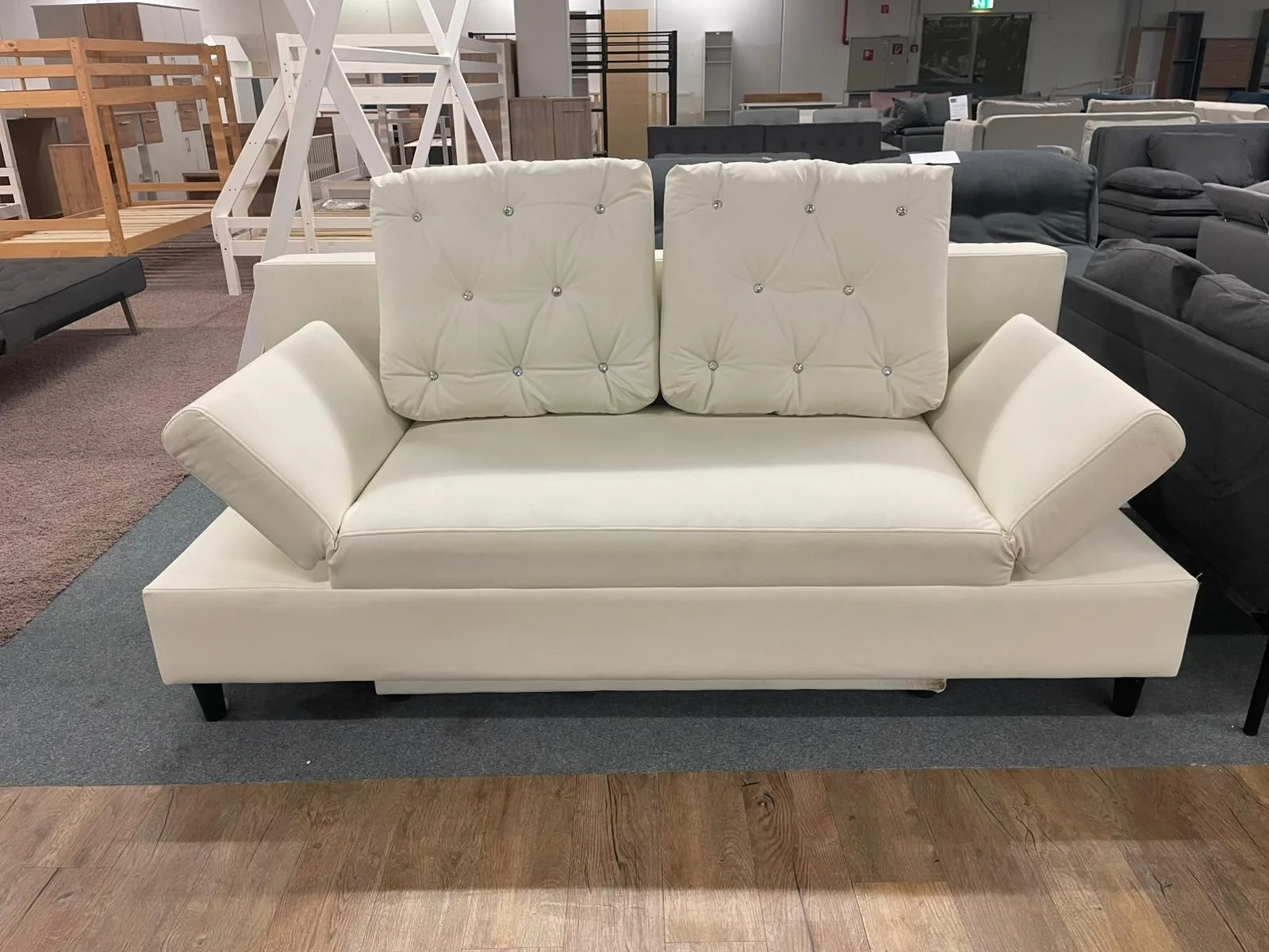 Schlafsofa mit Kissen und Bettkasten - Weiß