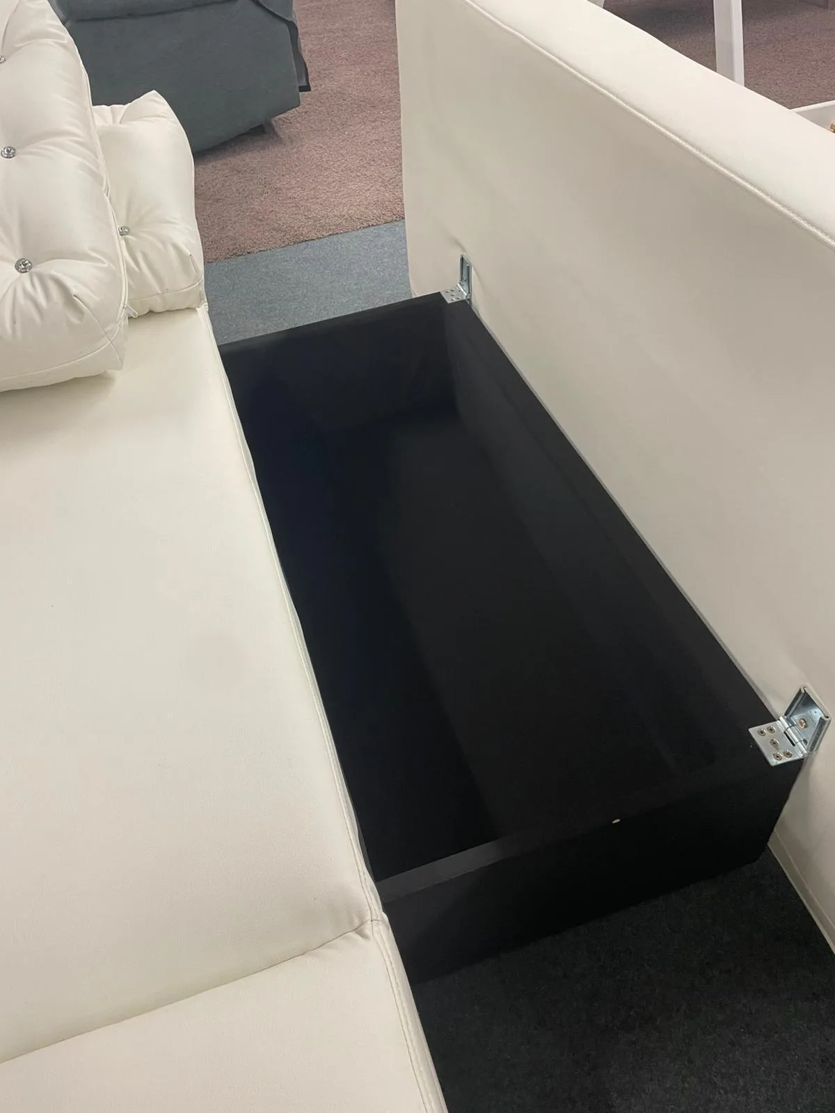 Schlafsofa mit Kissen und Bettkasten - Weiß - Bild 3