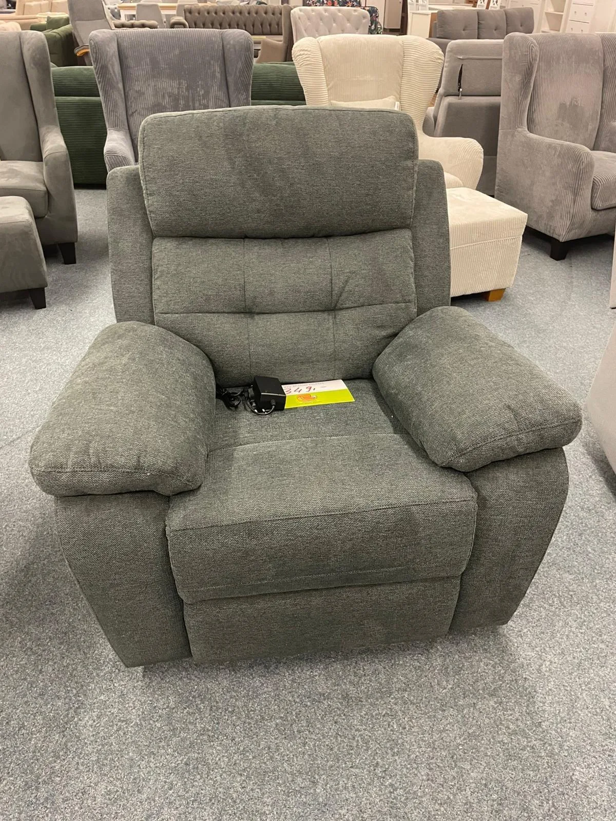 Eleganter Relaxsessel mit elektrischer Verstellung - Bild 2