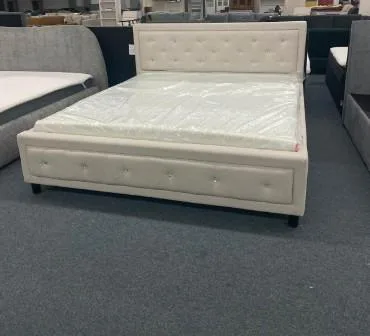 Beiges Bett 180x200 - Modernes Design