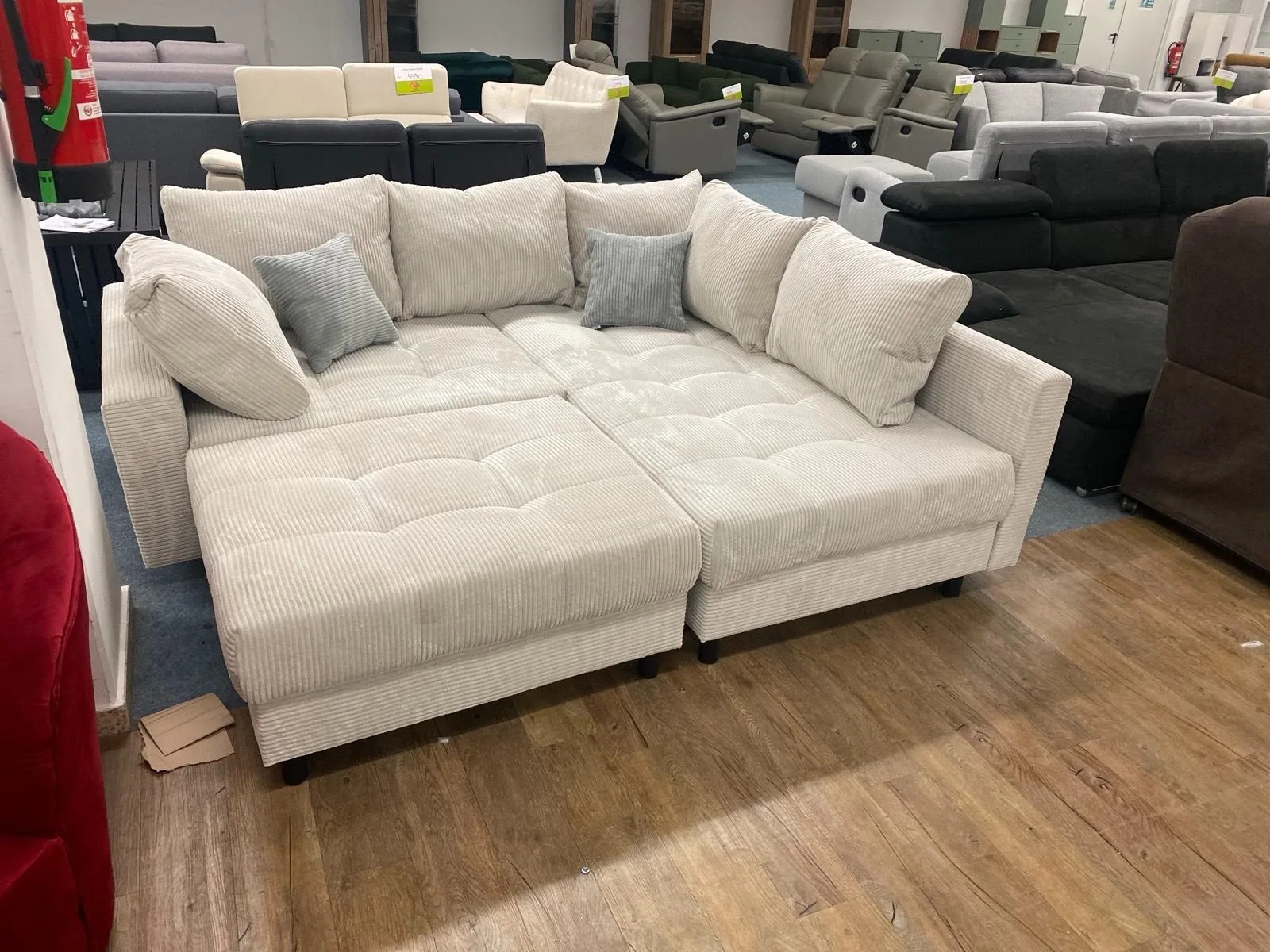 Ecksofa CORD inkl. Hocker & Kissen - Bild 2