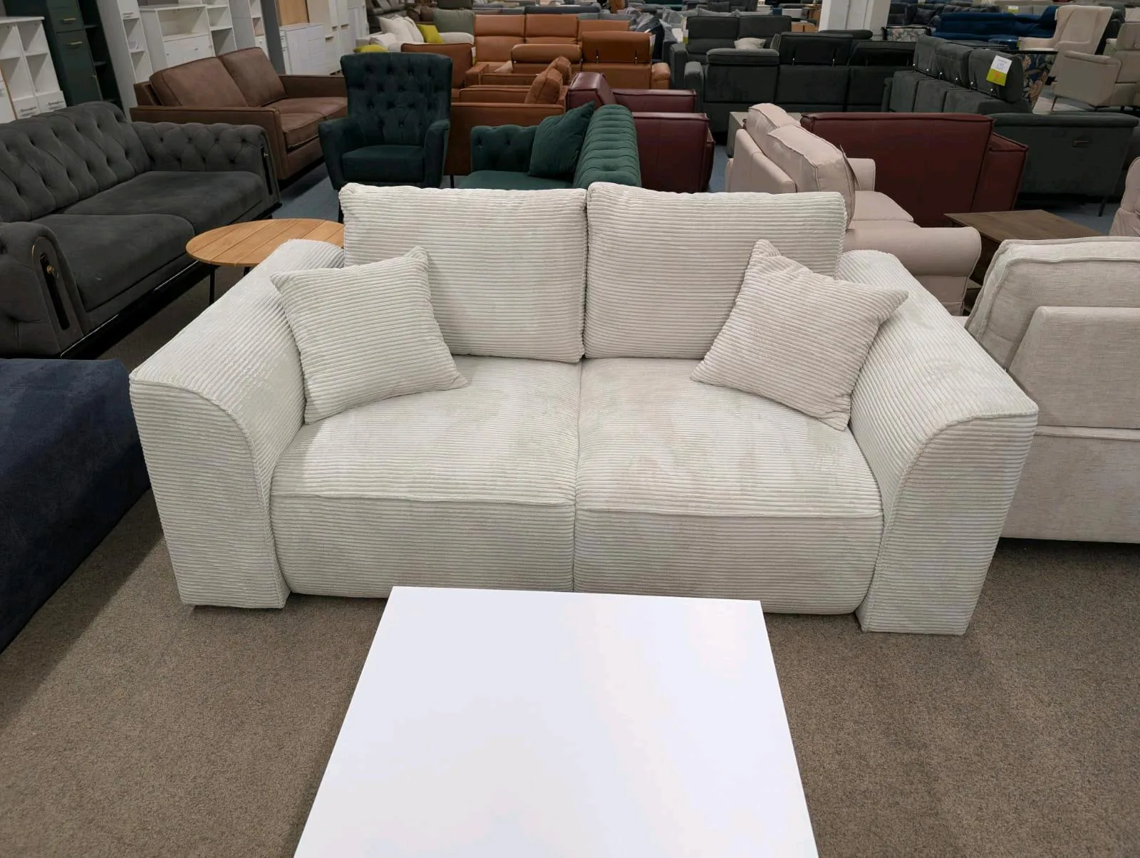 Beige Cord 3-Sitzer Sofa - 499€ statt 799€