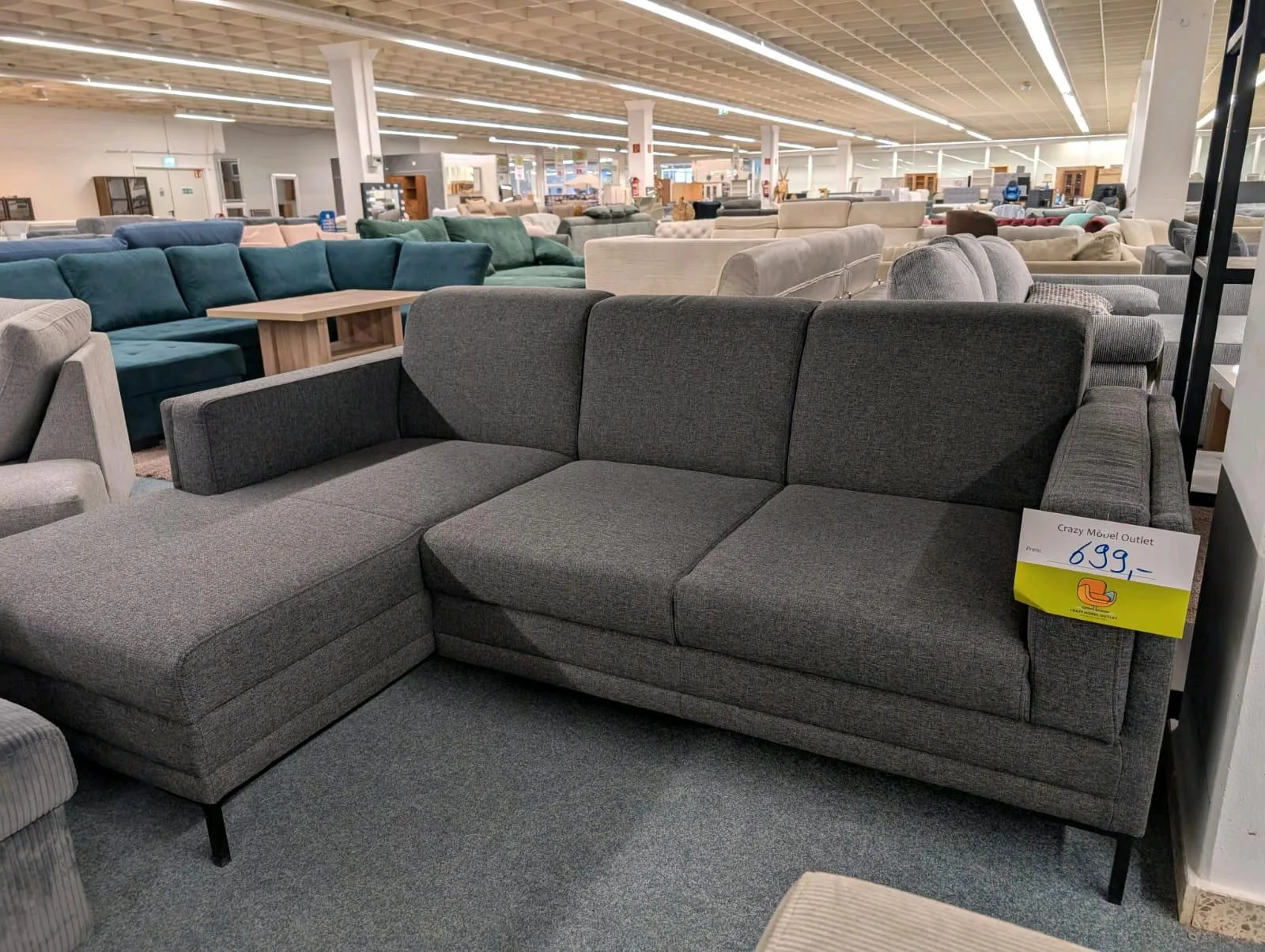 Praktisches Ecksofa L-Form in Dunkelgrau