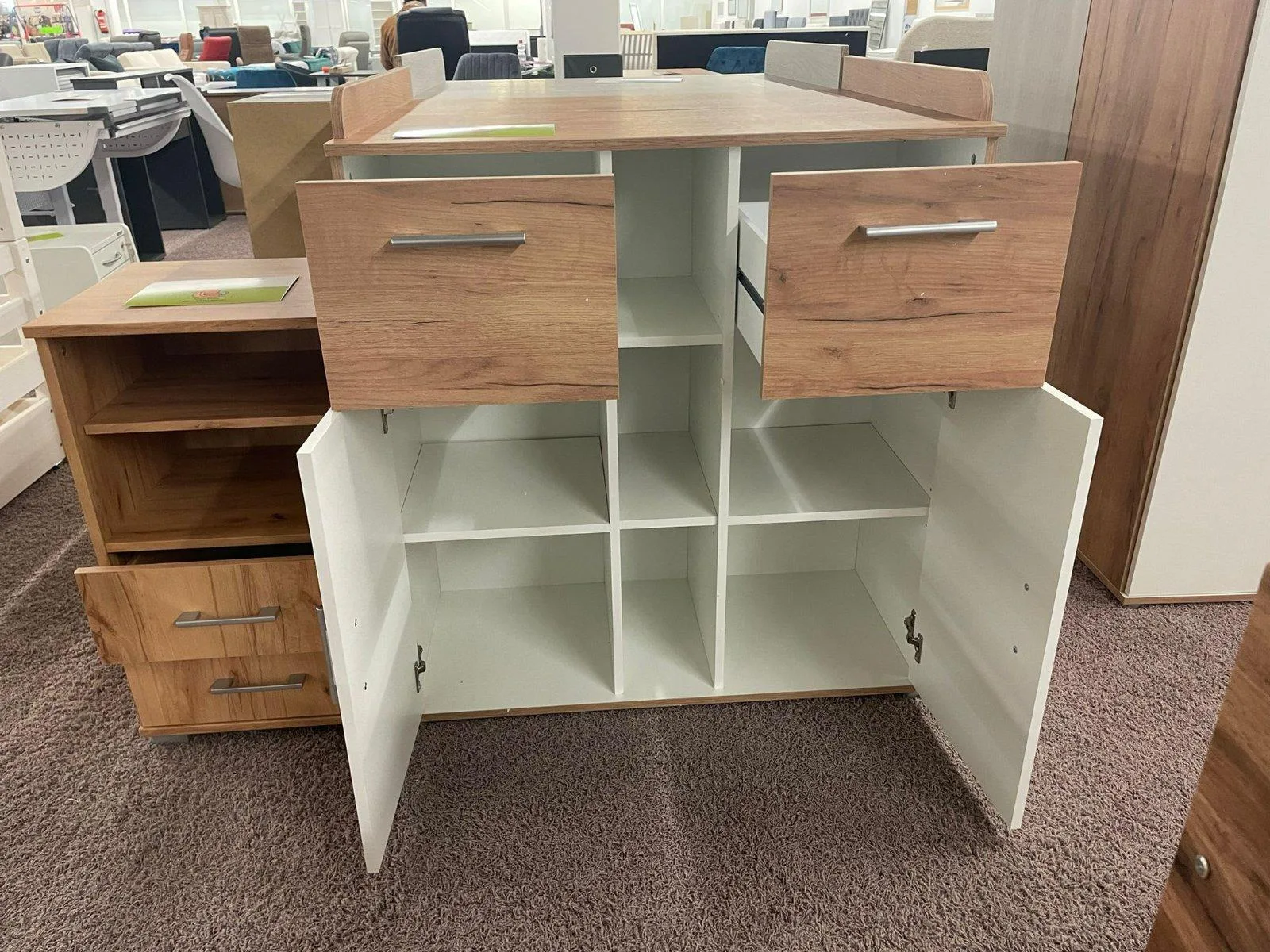 Moderne Wickelkommode in Weiß und Holz - Bild 2