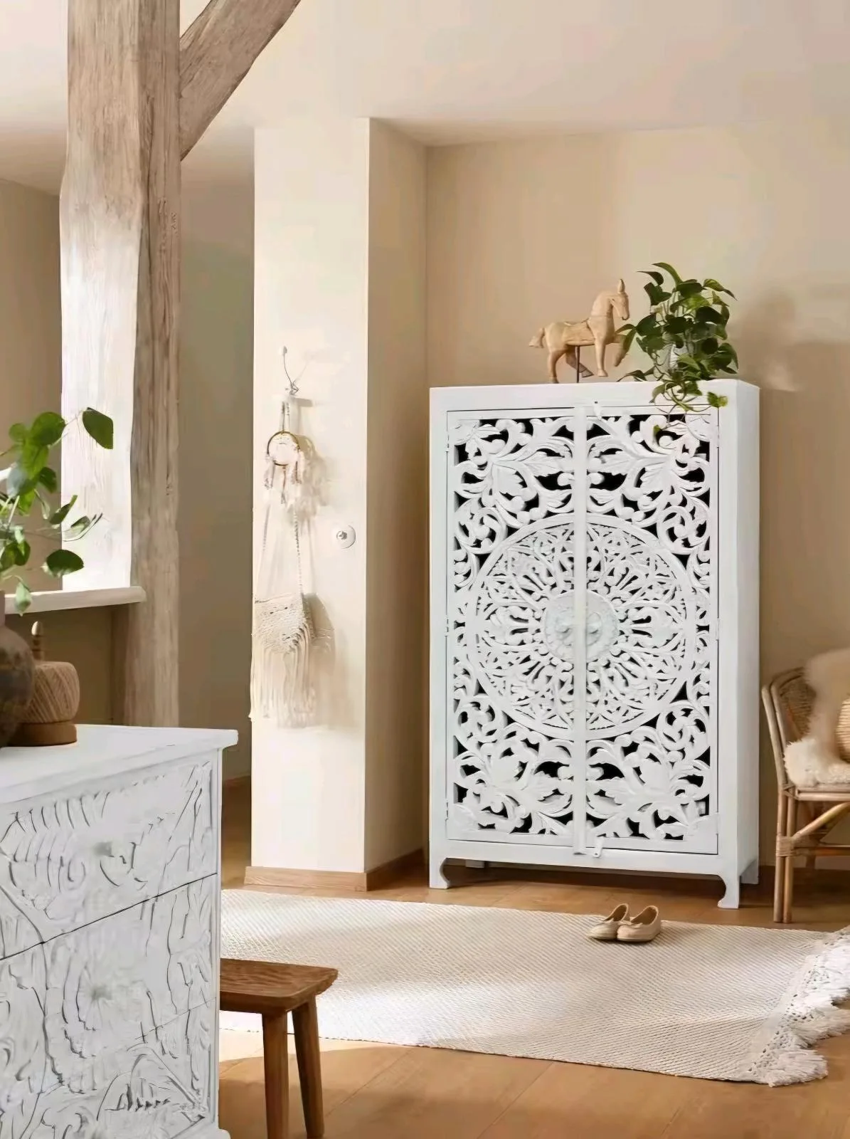 Rustikales Stauraumschrank Bücherregal