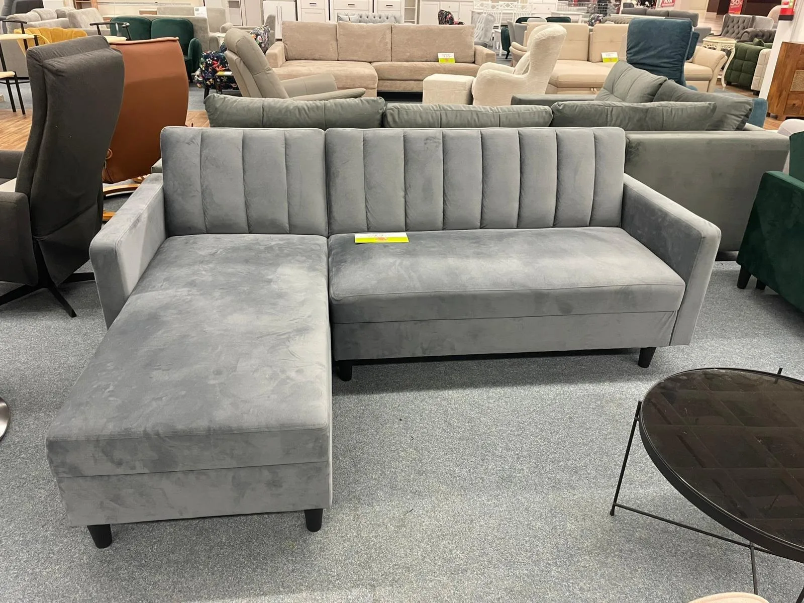 Grau Ecksofa mit Schlaffunktion & Bettkasten