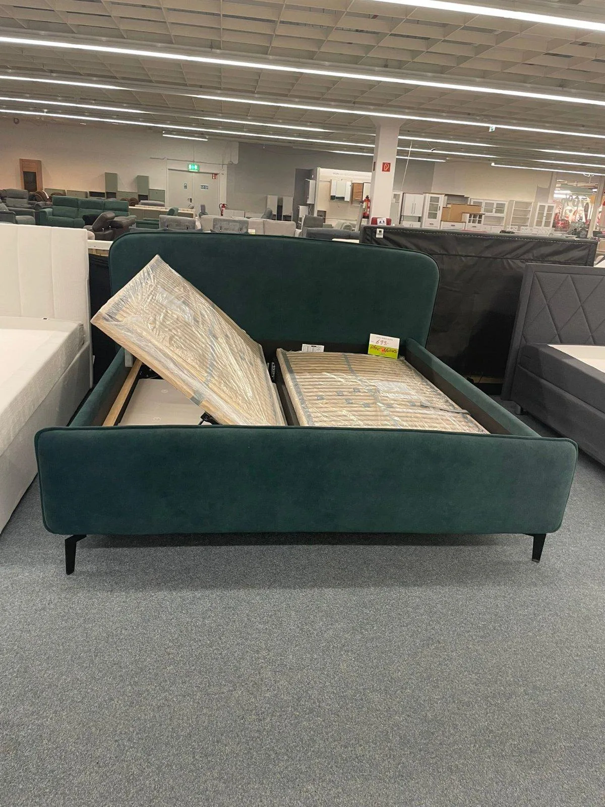 Elegantes Bett 180x200 mit Bettkasten - Petrol