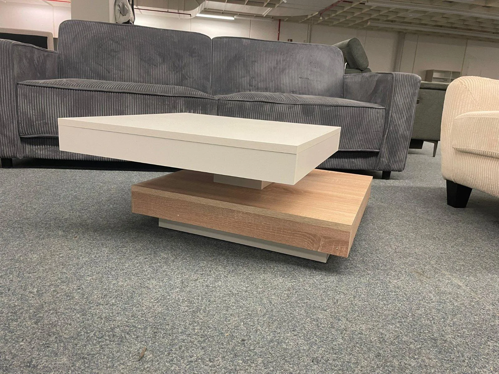 Eleganter 360° drehbarer Couchtisch in Weiß - Bild 4