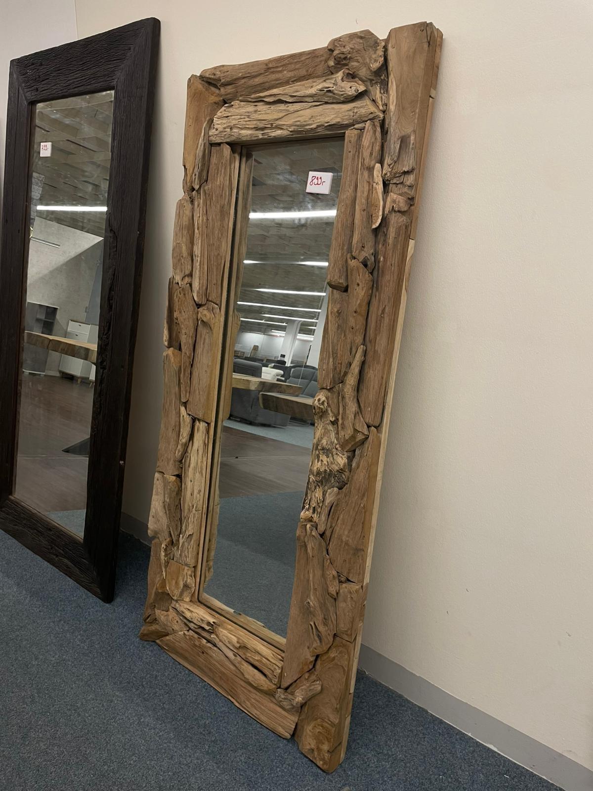 Designerspiegel aus Akazie Massivholz – Unikat