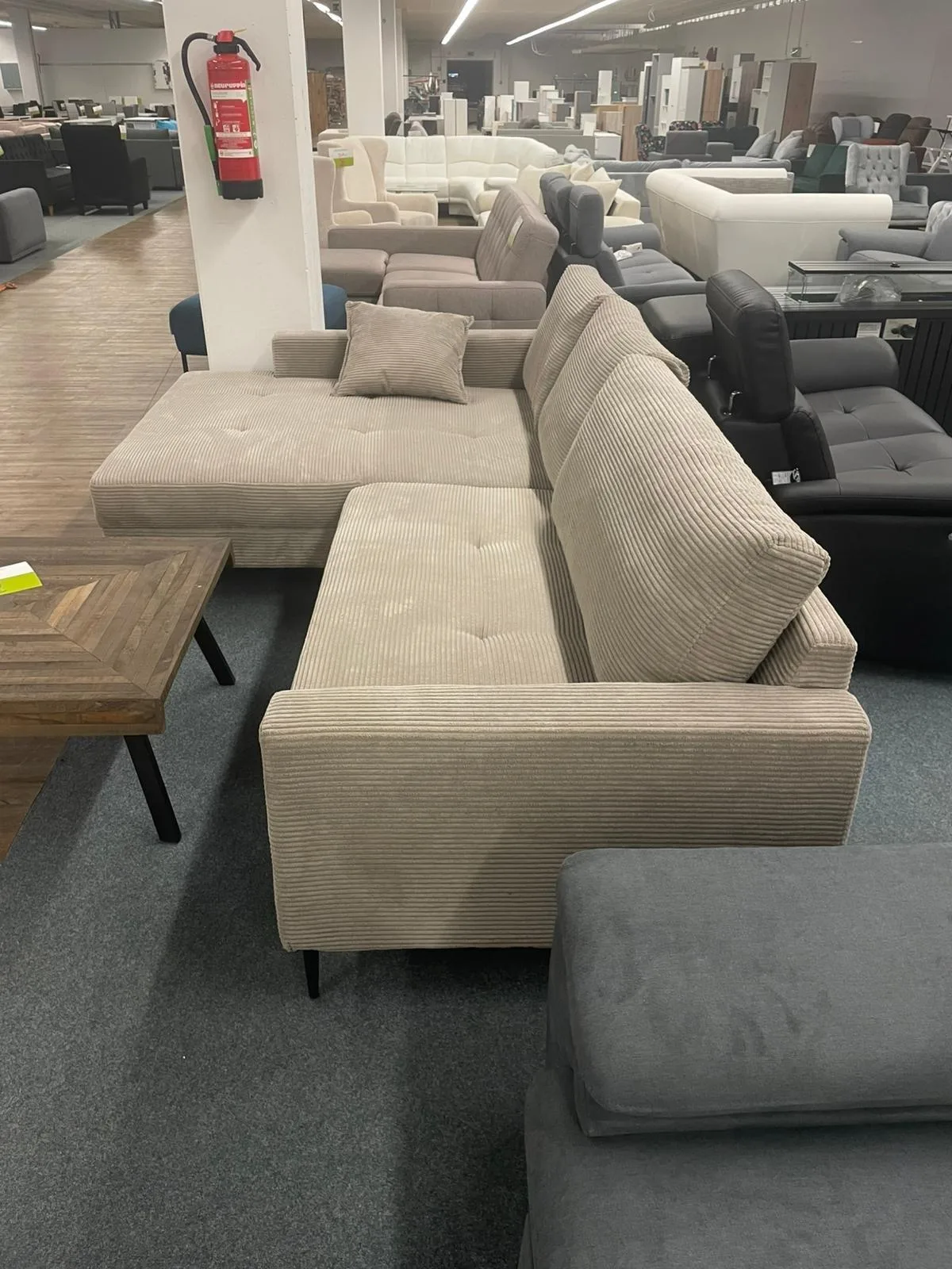 Beiges Cord-Ecksofa inkl. Kissen - Bild 2